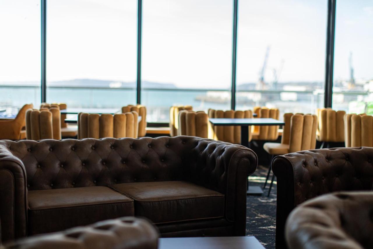 Le Barracuda & Spa, Centre Port, Pieds Dans L'Eau, Vue Mer Brest Eksteriør billede