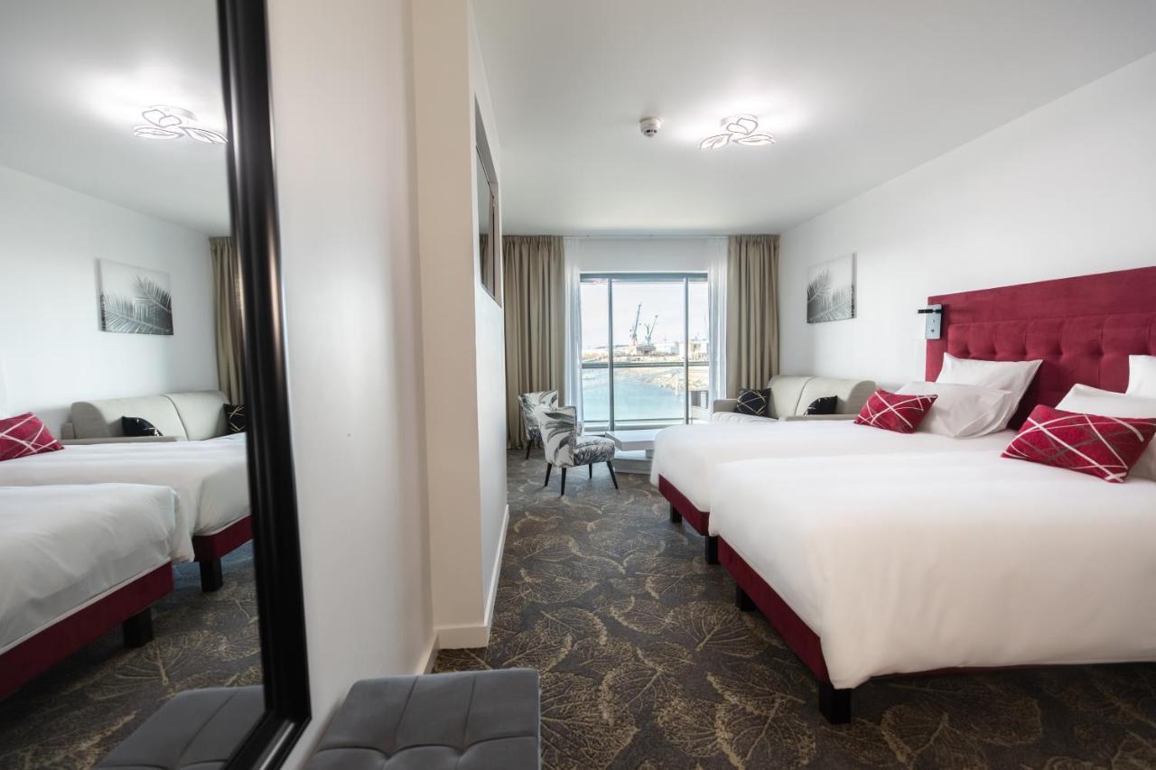 Le Barracuda & Spa, Centre Port, Pieds Dans L'Eau, Vue Mer Brest Eksteriør billede